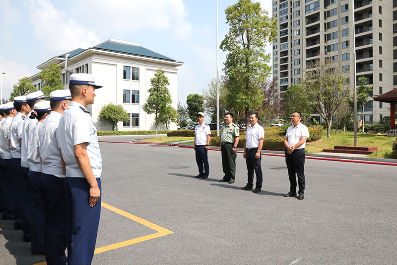 【要聞】“八一”慰問送關(guān)懷?擁軍優(yōu)屬情意濃