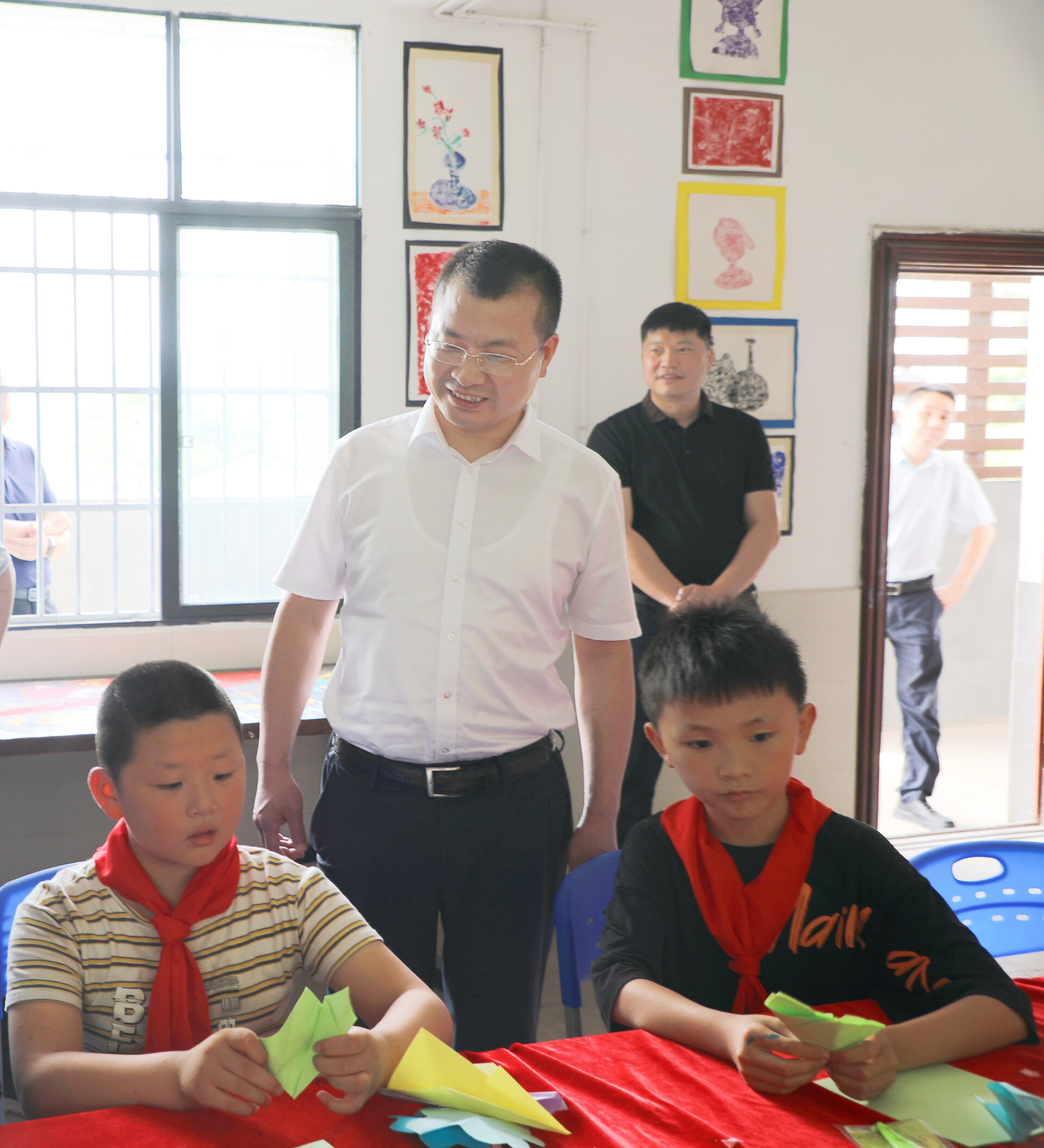 情暖童心  筑梦未来