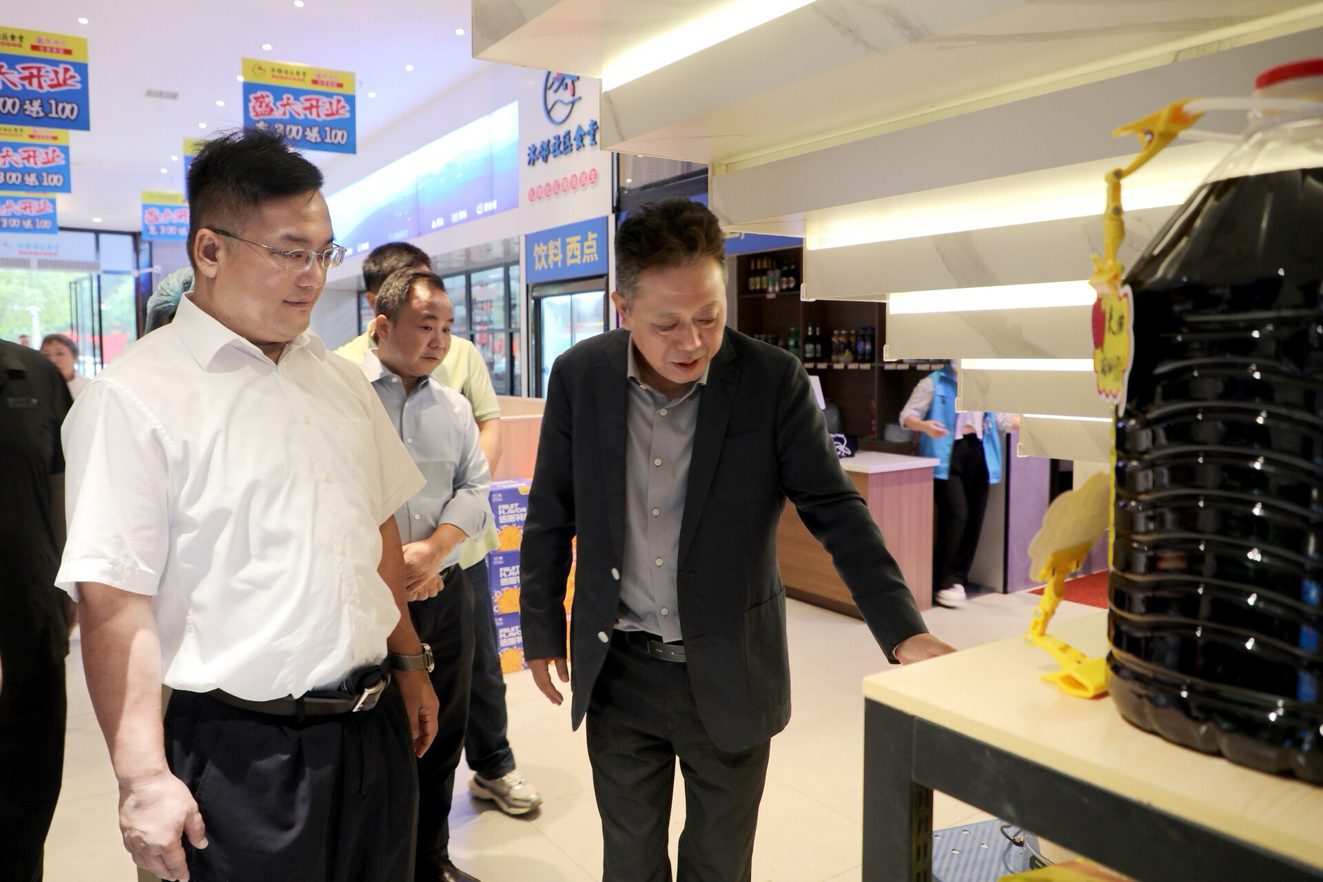 推动养老服务提质增效 共绘幸福“夕阳红”