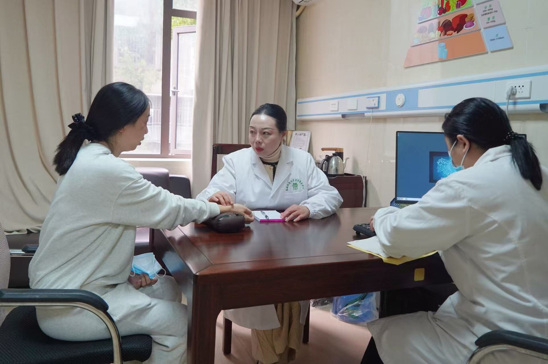 我们的“十四五”·蒸湘答卷 | 从“群众跑”到“专家来”  ——蒸湘区医联体建设让优质医疗资源  “下得去、留得住、用得好”