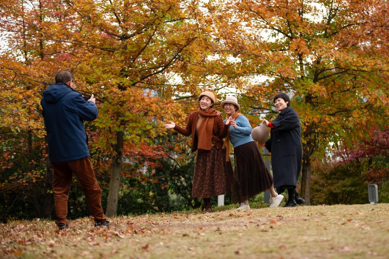 衡阳蒸湘区：初冬持续好天气，斑斓景致入画来